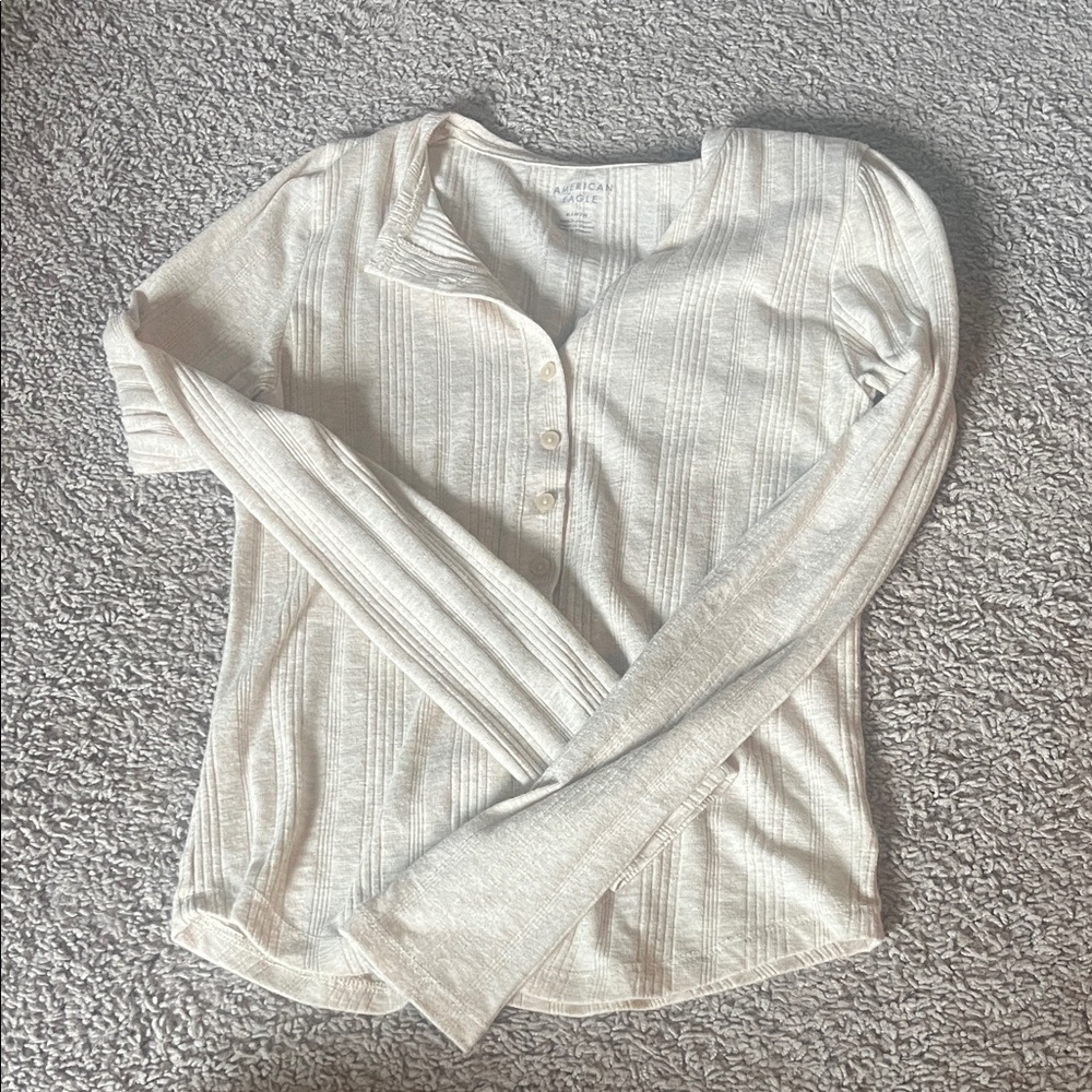 American Eagle Outfitters Cream Button Down Shirt